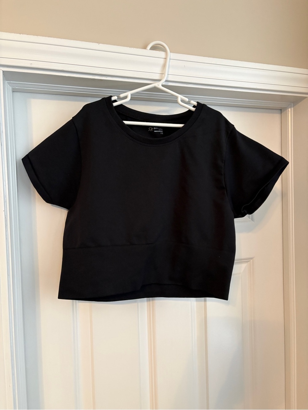 Offline By Aerie Sidewalk Seamless Black Athletic Cropped Top women’s Large - Picture 3 of 7